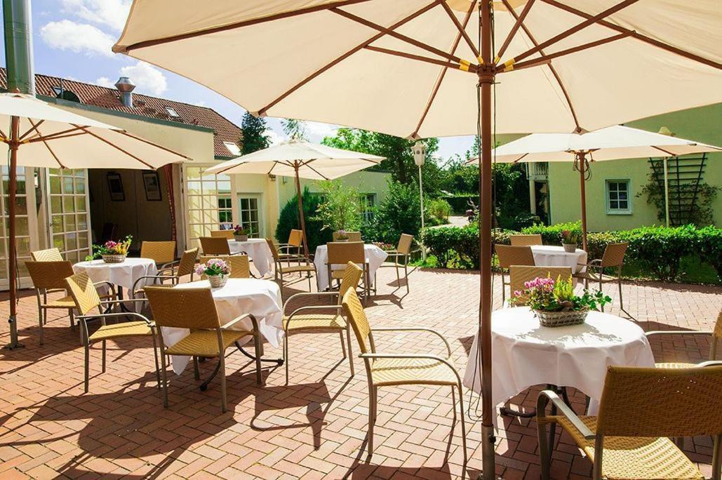 שטראלסונד Landgasthof & Hotel Jagdhof מראה חיצוני תמונה