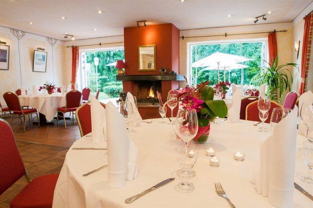 שטראלסונד Landgasthof & Hotel Jagdhof מראה חיצוני תמונה