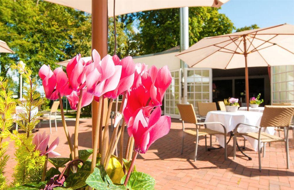שטראלסונד Landgasthof & Hotel Jagdhof מראה חיצוני תמונה