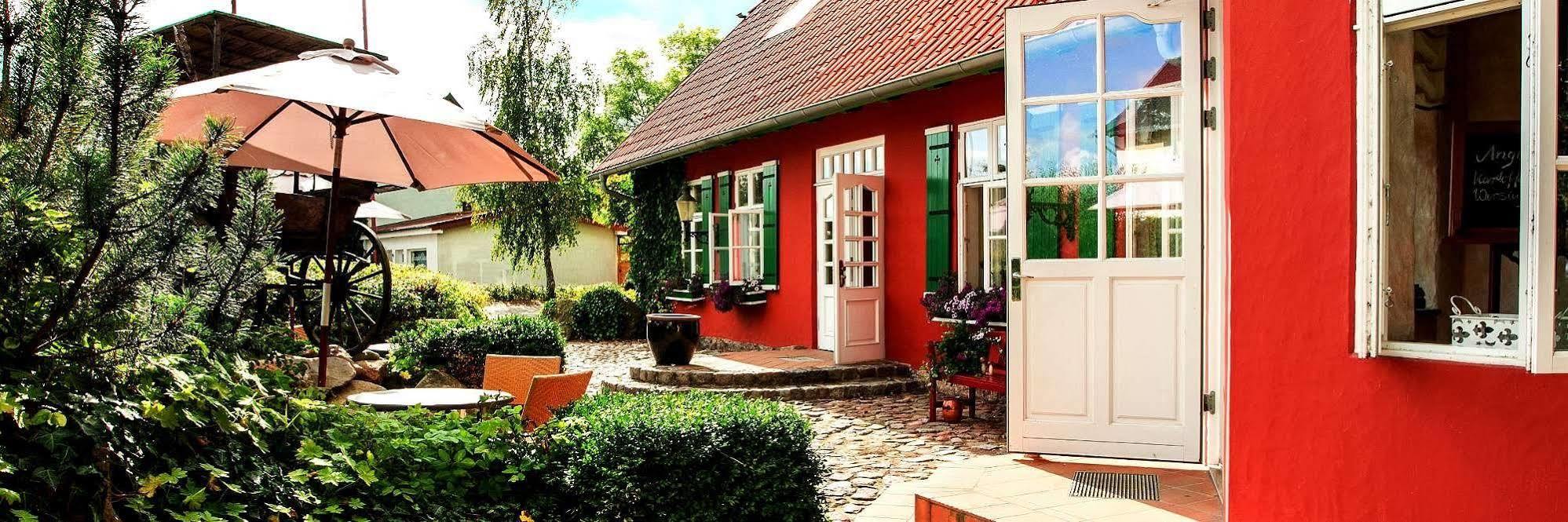 שטראלסונד Landgasthof & Hotel Jagdhof מראה חיצוני תמונה