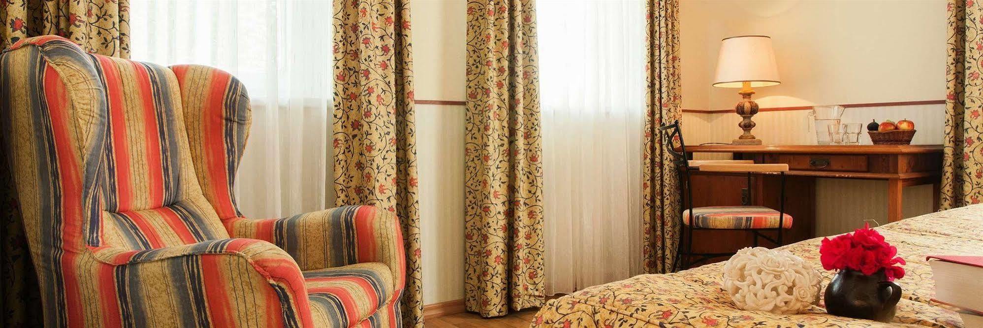 שטראלסונד Landgasthof & Hotel Jagdhof מראה חיצוני תמונה