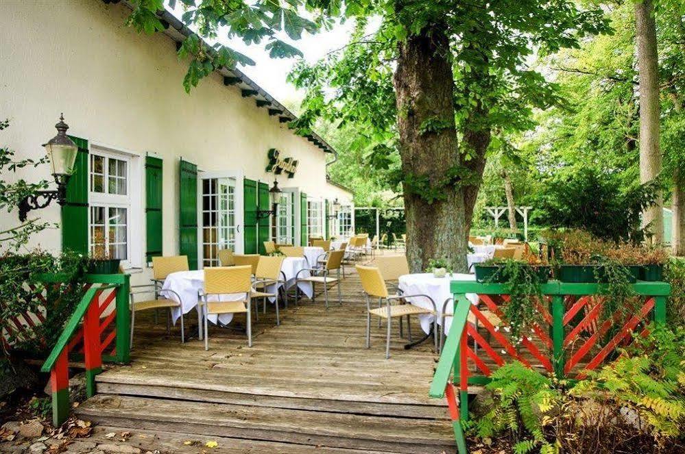שטראלסונד Landgasthof & Hotel Jagdhof מראה חיצוני תמונה